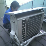 エアコン作業中